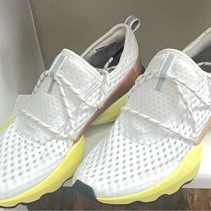 SOREL Kinetic Impact Lace Sneakers Women's White/Yellow Size 7